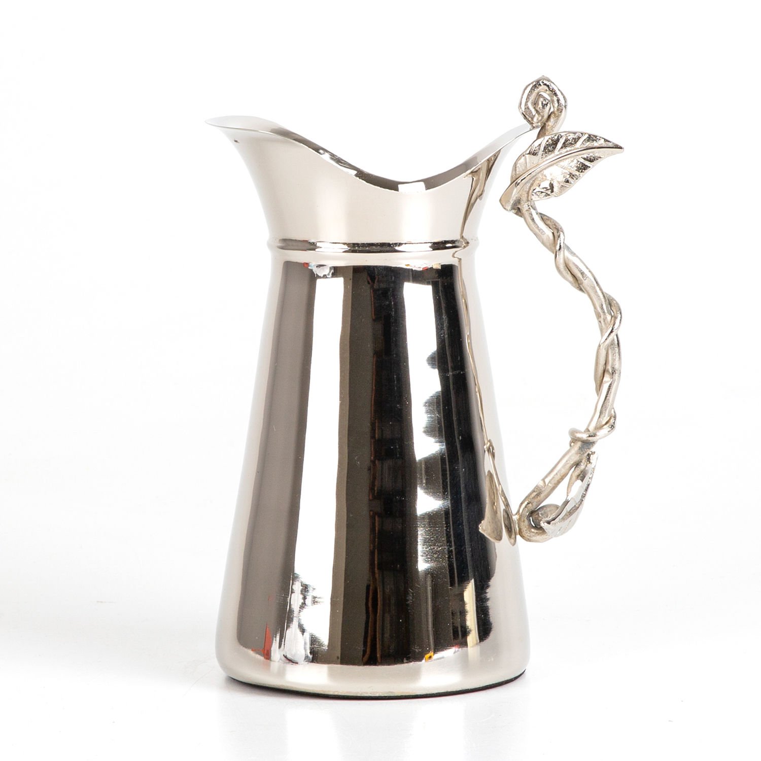 Gümüş Kaplama Kulplu Yaprak Desenli Metal Sürahi Gümüş Renk 16 x 23 x 12 Cm.